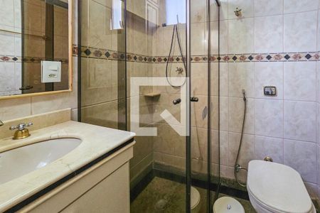 Apartamento para alugar com 300m², 5 quartos e 3 vagasBanheiro da Suíte 4