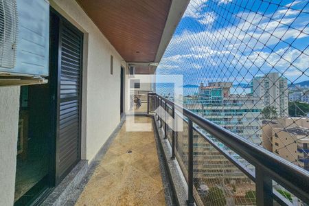 Apartamento para alugar com 300m², 5 quartos e 3 vagasVaranda