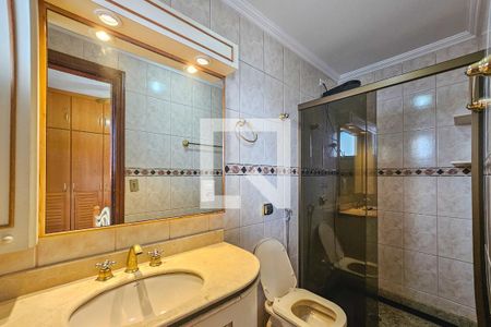 Apartamento para alugar com 300m², 5 quartos e 3 vagasBanheiro da Suíte 3