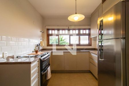 Casa de condomínio à venda com 445m², 3 quartos e 4 vagasCozinha