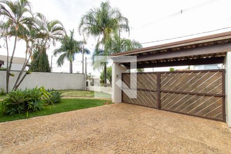 Casa de condomínio à venda com 445m², 3 quartos e 4 vagasFachada