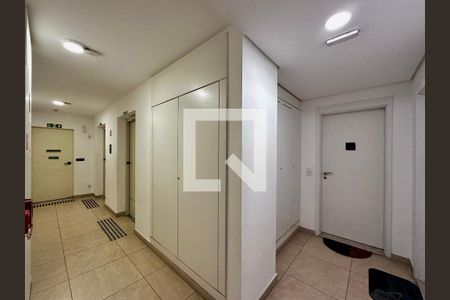 Apartamento para alugar com 92m², 2 quartos e 2 vagas Apartamento para alugar com 92m², 2 quartos e 2 vagasHall Apartamento