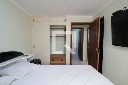 Apartamento para alugar com 89m², 3 quartos e 1 vaga Apartamento para alugar com 89m², 3 quartos e 1 vagaQuarto