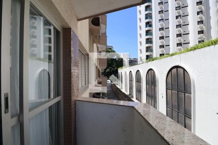 Apartamento para alugar com 89m², 3 quartos e 1 vaga Apartamento para alugar com 89m², 3 quartos e 1 vagaVaranda