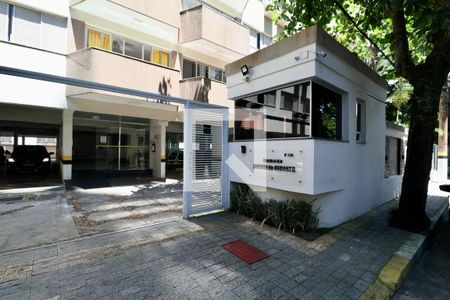 Apartamento para alugar com 89m², 3 quartos e 1 vaga Apartamento para alugar com 89m², 3 quartos e 1 vagaFachada