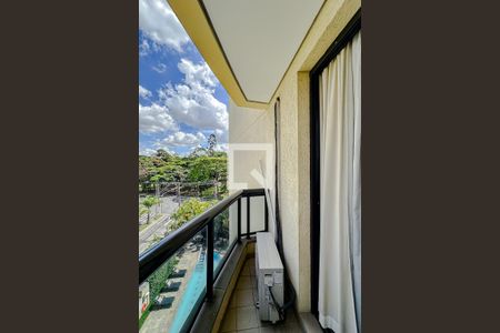Apartamento para alugar com 28m², 1 quarto e 1 vagaVaranda