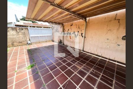 Casa à venda com 192m², 3 quartos e 5 vagasGaragem