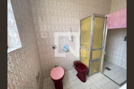 Casa à venda com 192m², 3 quartos e 5 vagasBanheiro