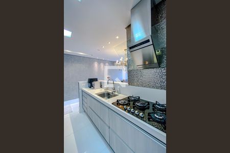 Apartamento à venda com 80m², 3 quartos e 2 vagasCozinha