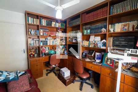 Apartamento à venda com 96m², 3 quartos e 2 vagasQuarto 2