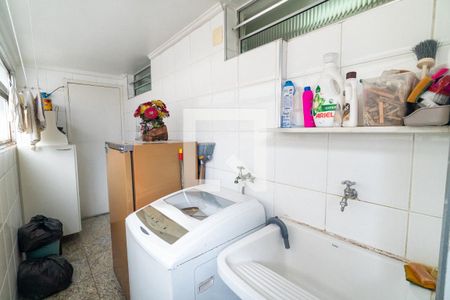 Apartamento à venda com 96m², 3 quartos e 2 vagasLavanderia