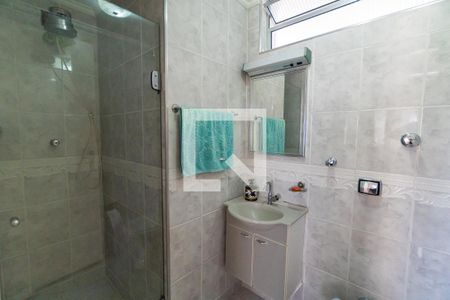 Apartamento à venda com 96m², 3 quartos e 2 vagasBanheiro Social