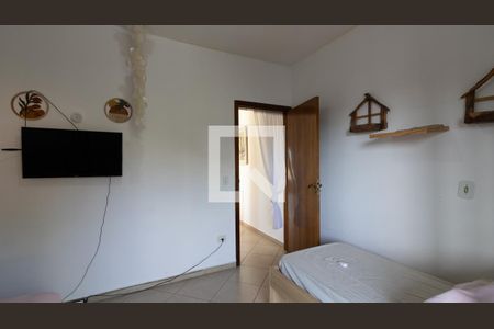 Casa à venda com 200m², 3 quartos e 5 vagas Casa à venda com 200m², 3 quartos e 5 vagasSuíte