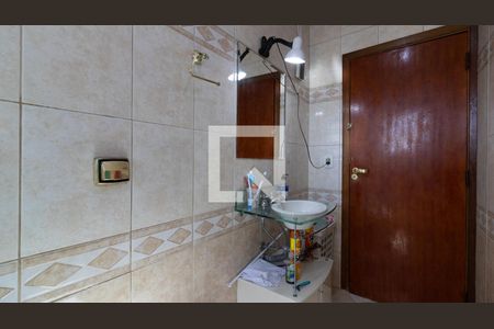 Casa à venda com 200m², 3 quartos e 5 vagas Casa à venda com 200m², 3 quartos e 5 vagasBanheiro