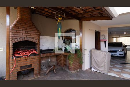 Casa à venda com 200m², 3 quartos e 5 vagas Casa à venda com 200m², 3 quartos e 5 vagasChurrasqueira