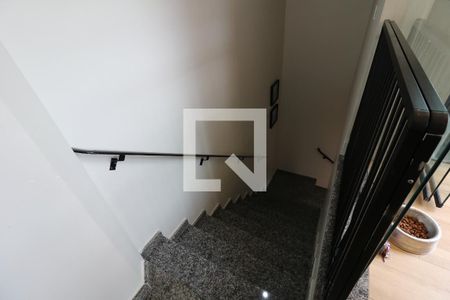 Apartamento para alugar com 80m², 3 quartos e 1 vagaEscada