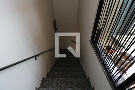 Apartamento para alugar com 80m², 3 quartos e 1 vagaEscada