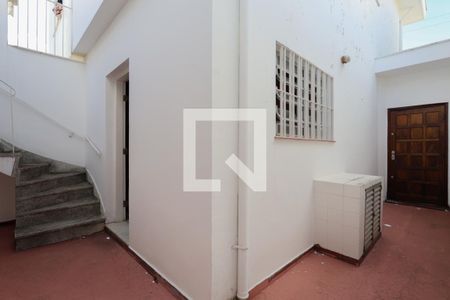 Casa à venda com 100m², 2 quartos e 2 vagasQuintal