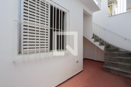 Casa à venda com 100m², 2 quartos e 2 vagasQuintal