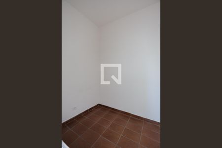 Casa à venda com 100m², 2 quartos e 2 vagasQuarto de serviço