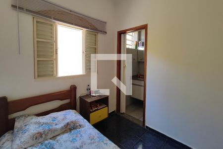 Casa à venda com 420m², 6 quartos e 7 vagasQuarto Suíte 2