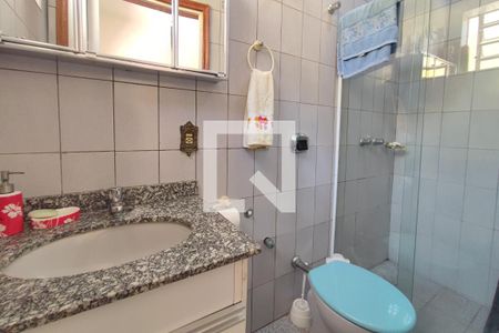 Casa à venda com 420m², 6 quartos e 7 vagasBanheiro Suíte 2