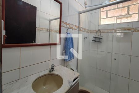 Casa à venda com 420m², 6 quartos e 7 vagasEdícula - Banheiro