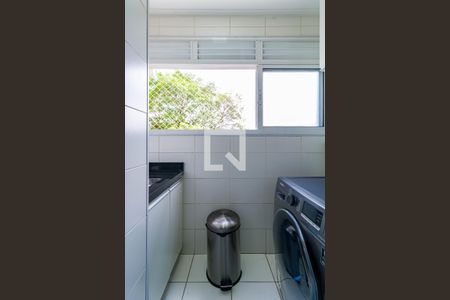 Apartamento à venda com 67m², 2 quartos e 1 vagaÁrea de Serviço