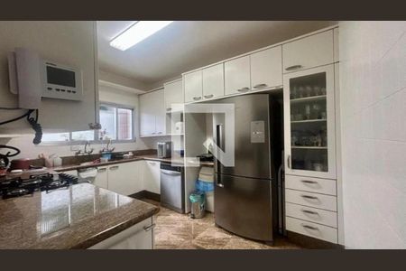 Casa à venda com 7 quartos, 338m² em Planalto Paulista, São Paulo