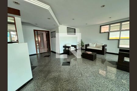 Apartamento à venda com 88m², 2 quartos e 1 vagaHall de entrada