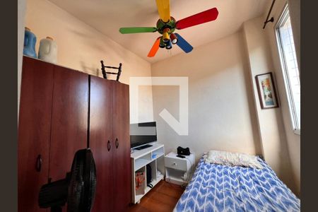 Apartamento à venda com 88m², 2 quartos e 1 vagaQuarto Serviço