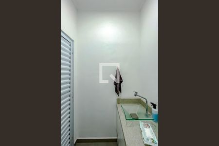 Casa à venda com 200m², 3 quartos e 3 vagasLavabo