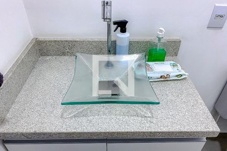 Casa à venda com 200m², 3 quartos e 3 vagasLavabo