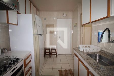 Apartamento para alugar com 67m², 2 quartos e 1 vaga Apartamento para alugar com 67m², 2 quartos e 1 vagaCozinha
