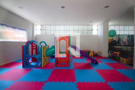 Apartamento para alugar com 67m², 2 quartos e 1 vaga Apartamento para alugar com 67m², 2 quartos e 1 vagaÁrea comum - Playground