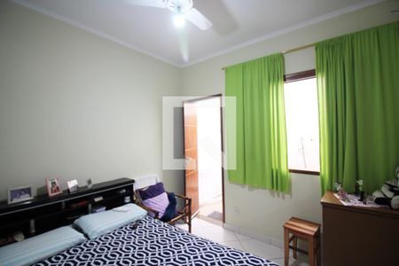 Casa à venda com 107m², 3 quartos e 2 vagasQuarto 3 - Suíte