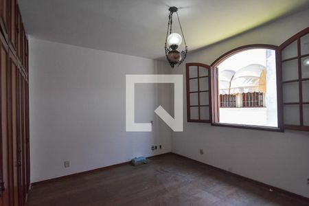 Casa à venda com 260m², 3 quartos e 2 vagasQuarto 3