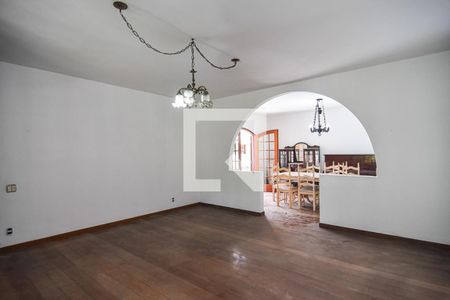 Sala de casa à venda com 3 quartos, 260m² em São Francisco, Niterói