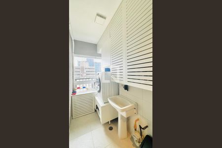 Apartamento à venda com 65m², 2 quartos e 1 vaga Apartamento à venda com 65m², 2 quartos e 1 vagaLavanderia