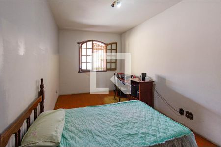 Casa à venda com 368m², 4 quartos e 4 vagasQuarto 1