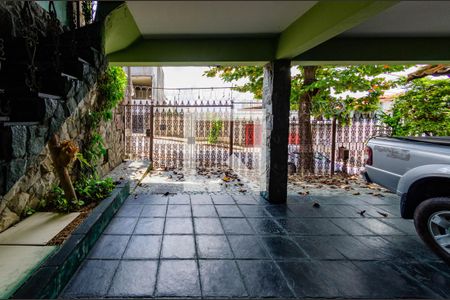 Casa à venda com 368m², 4 quartos e 4 vagasGaragem