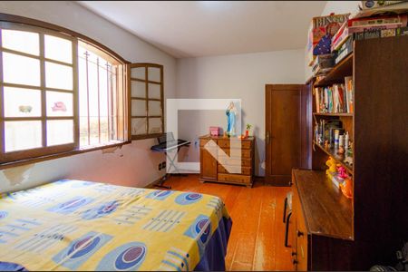 Casa à venda com 368m², 4 quartos e 4 vagasSuíte 1