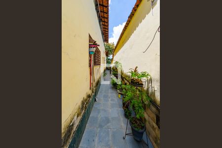 Casa à venda com 368m², 4 quartos e 4 vagasÁrea externa