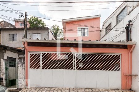 Casa à venda com 162m², 3 quartos e 2 vagasFachada