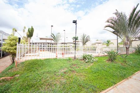 Apartamento para alugar com 43m², 2 quartos e 1 vagaÁrea comum - Piscina