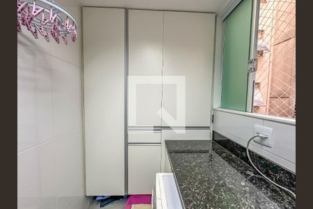 Apartamento à venda com 127m², 3 quartos e 1 vagaÁrea de Serviço