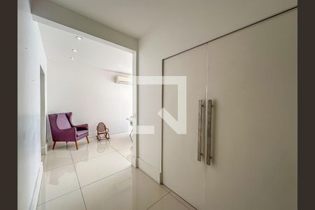 Apartamento à venda com 127m², 3 quartos e 1 vagaSala