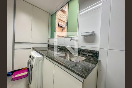Apartamento à venda com 127m², 3 quartos e 1 vagaÁrea de Serviço