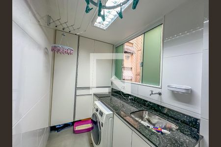 Apartamento à venda com 127m², 3 quartos e 1 vagaÁrea de Serviço