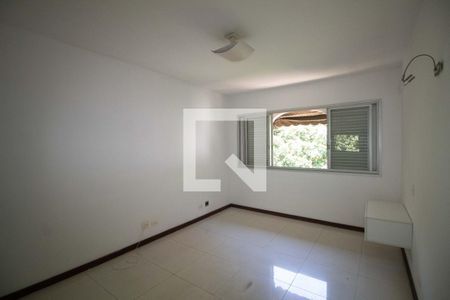 Apartamento à venda com 279m², 4 quartos e 2 vagasSuíte 3